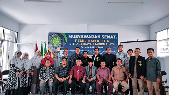 Musyawarah senat pemilihan ketua STIT Al-Hidayah Tasikmalaya